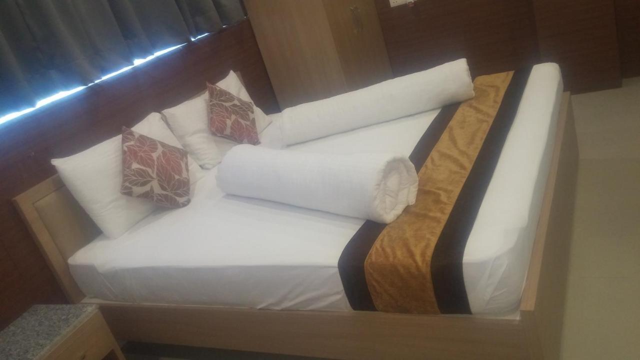 Hotel Central Park 실리구리 외부 사진